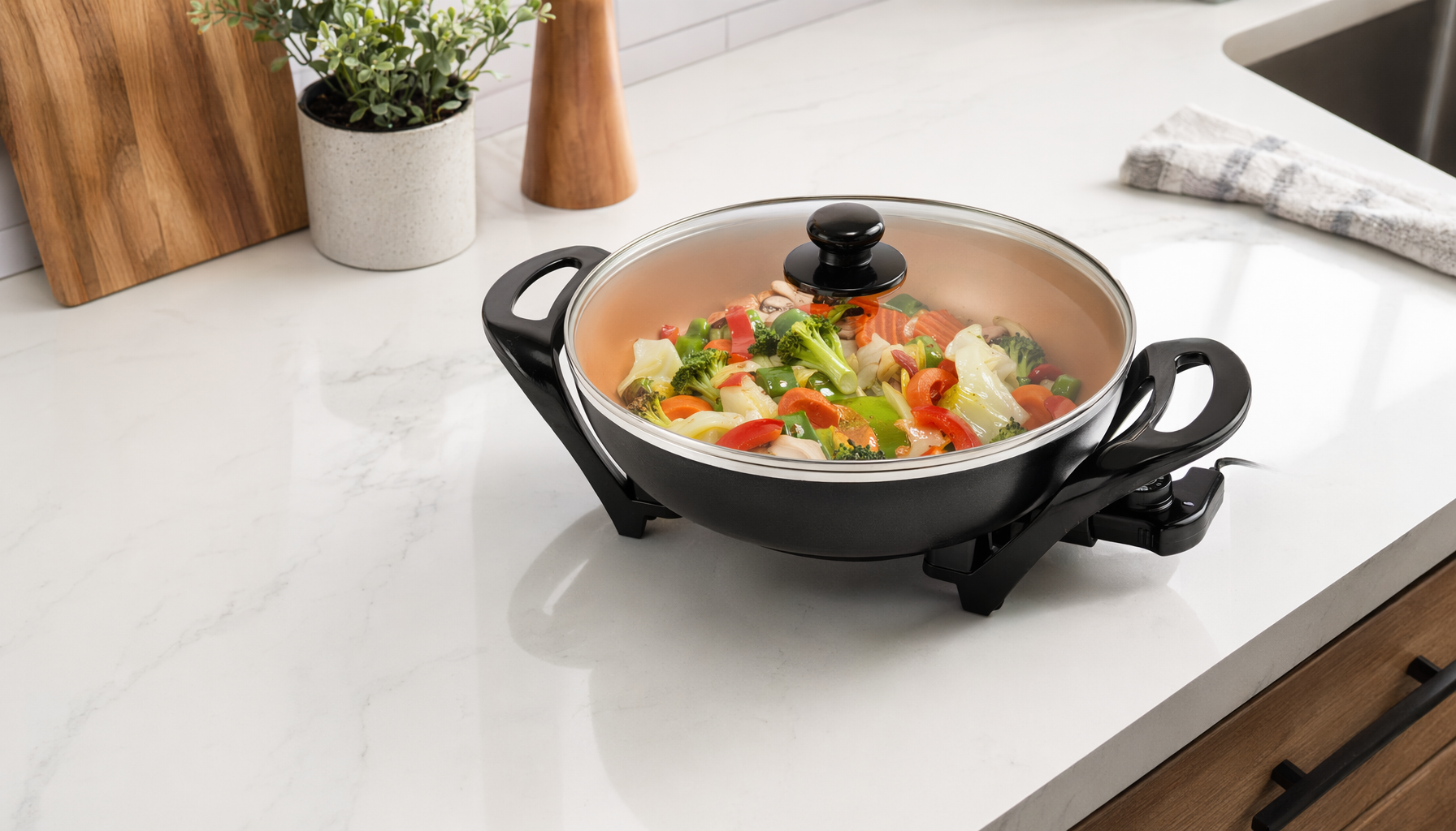 Best Electric Wok 2026: What Stir-Fry Cooks Actually Recommend 2 13-Inch Electric Wok for Stir-Fry and Asian Cooking - OVENTE for electric wok