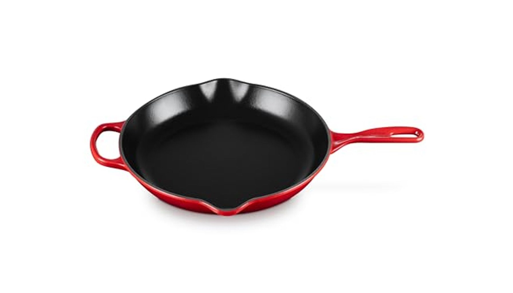 Le Creuset Signature Skillet Review 2026: Is the Cast Iron Worth It?